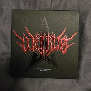 Jeffree Star Weirdo Palette